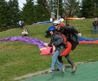  Listo para el despegue del parapenle biplaza